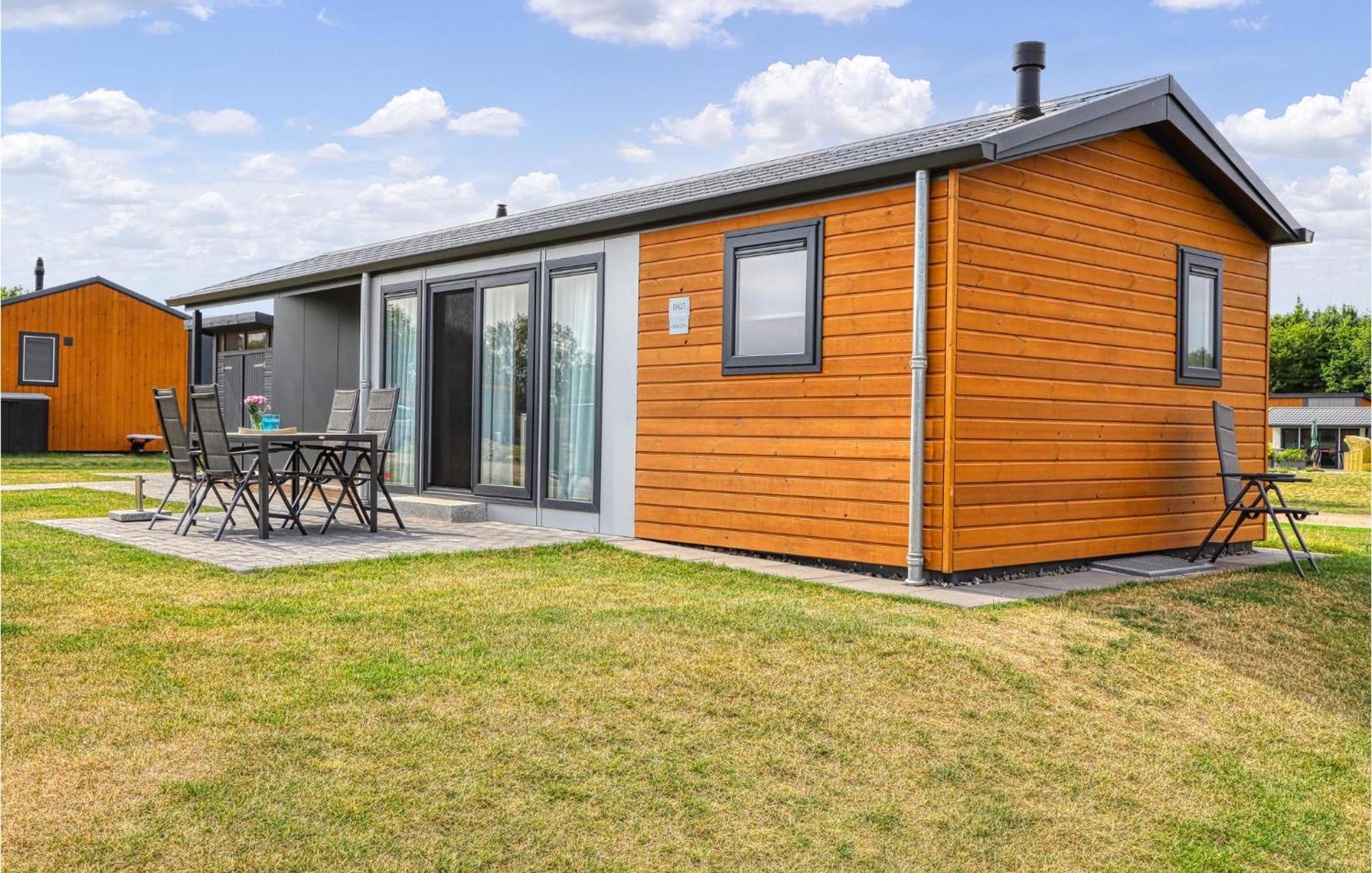 Lovely Home In Suesel With House A Panoramic View Susel Exterior foto